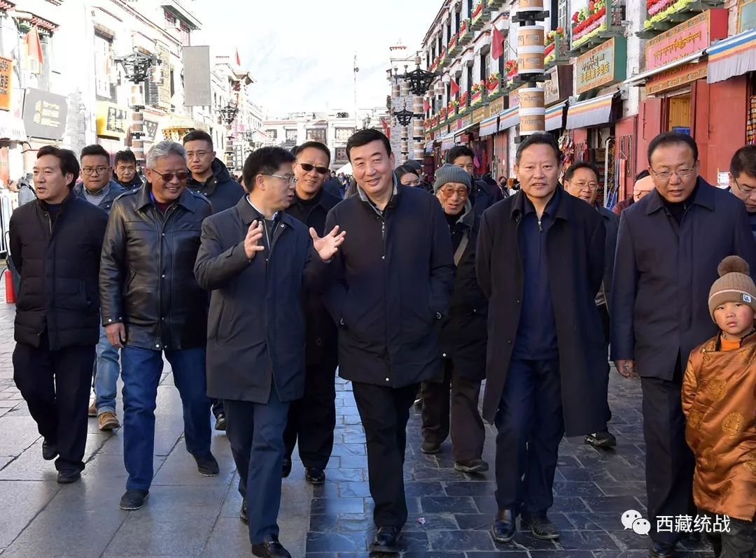 12月12日,旦科赴大昭寺调研,何文浩,白玛旺堆,张洪波一同调研.